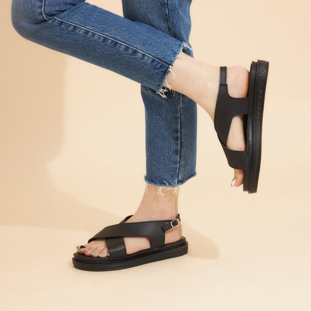 Giày Sandal Nữ MWC 2972 - Giày Sandal Quai Chéo Basic Đế Bằng Tôn Dáng Thời Trang