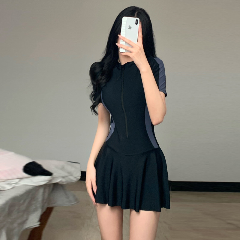 Đồ bơi Nữ  một mảnh tay ngắn dạng váy có khóa kéo ( Có size lớn 70kg)
