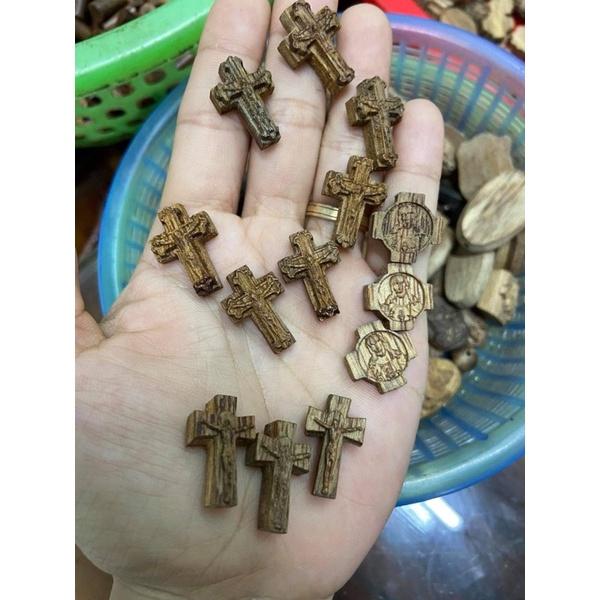 Charm thánh giá trầm tốc mix vòng