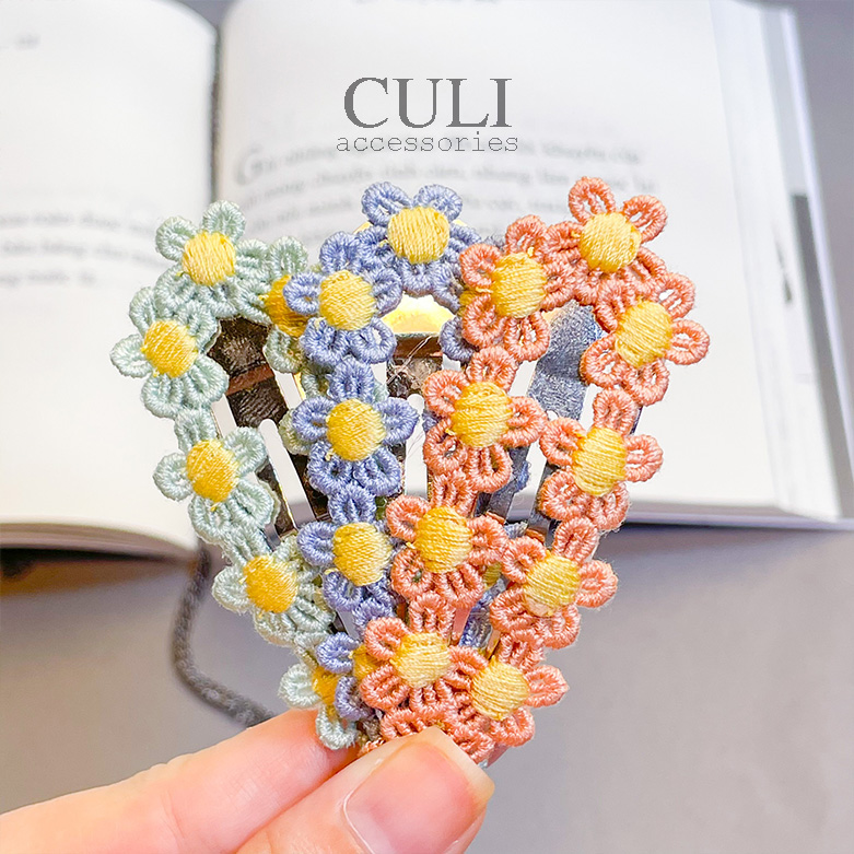 Kẹp tóc nữ họa tiết hoa thêu nhiều màu xinh xắn, dễ thương - Culi accessories