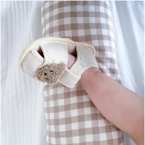 Giày tập đi cho bé, sandal tập đi đế da hình gấu, hình thỏ cho bé 0-18 tháng tuổi 100% cotton hữu cơ tự nhiên