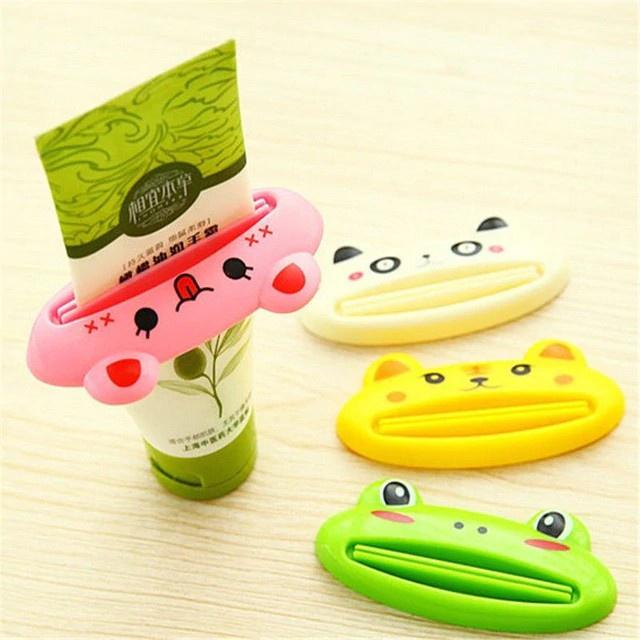 Dụng Cụ Nặn Kẹp Kem Đánh Răng Hình Thú Đáng Yêu