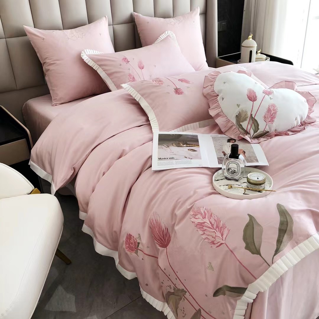 Bộ Chăn Ga Gối Đệm 5 Món Chăn Chần Bông Lụa Thêu 100s Hin Home Bedding Drap Giường Lụa