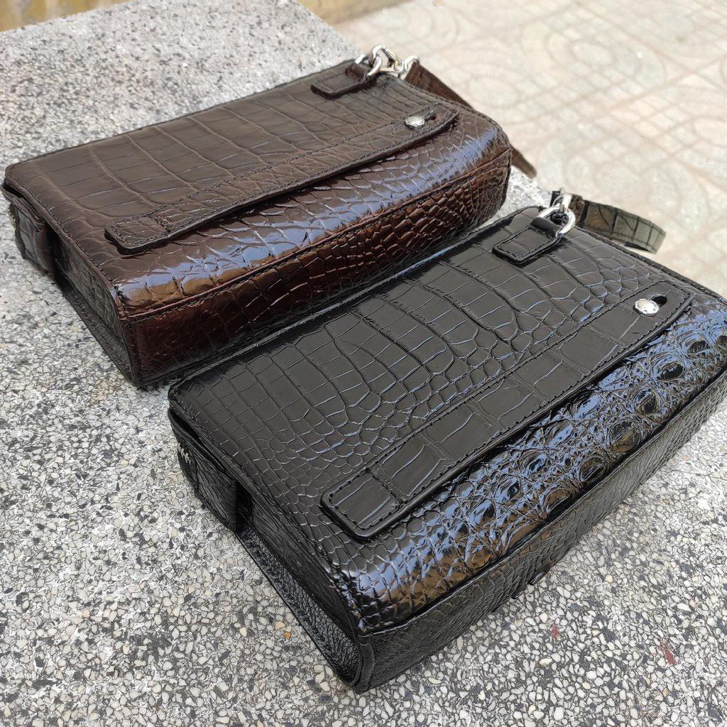 Clutch cầm tay da bụng cá sấu đẹp tinh tế