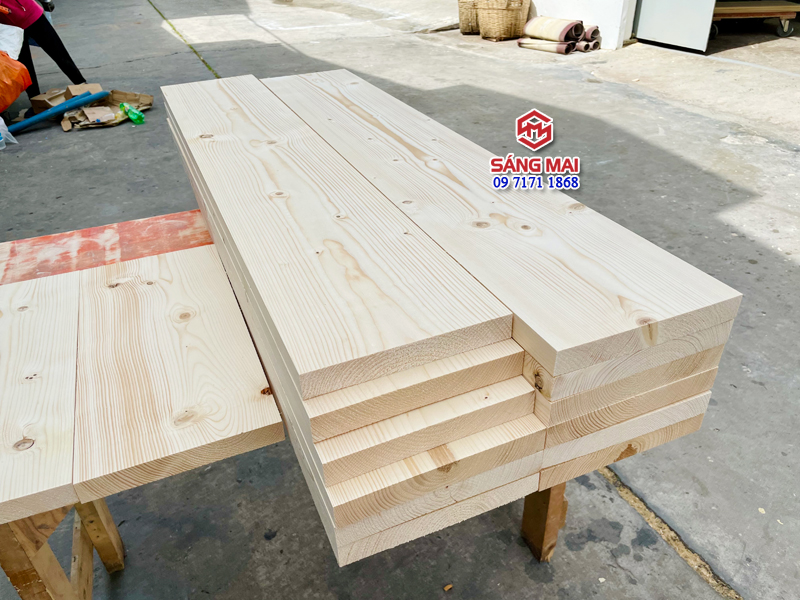 Tấm gỗ thông mặt rộng 25cm x dày 3cm x dài 120cm + láng mịn 4 mặt