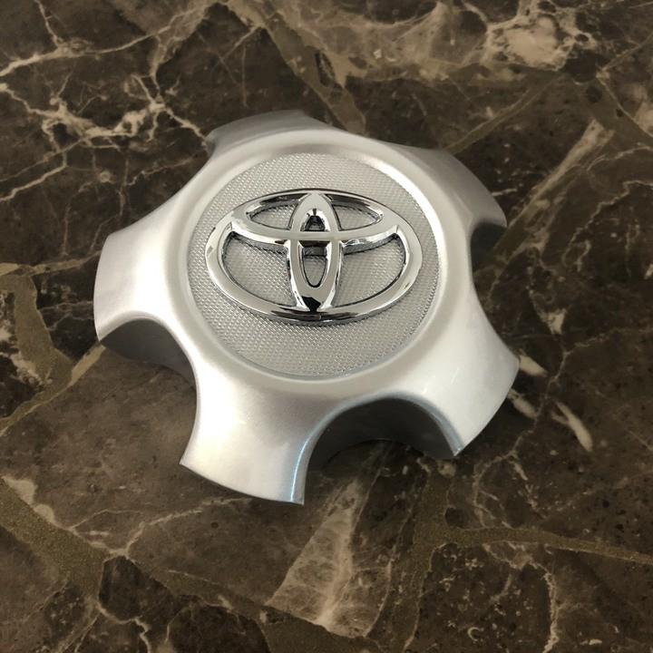 Logo chụp mâm, ốp lazang bánh xe ô tô Toyota RAV4 2009-2013 TY-030