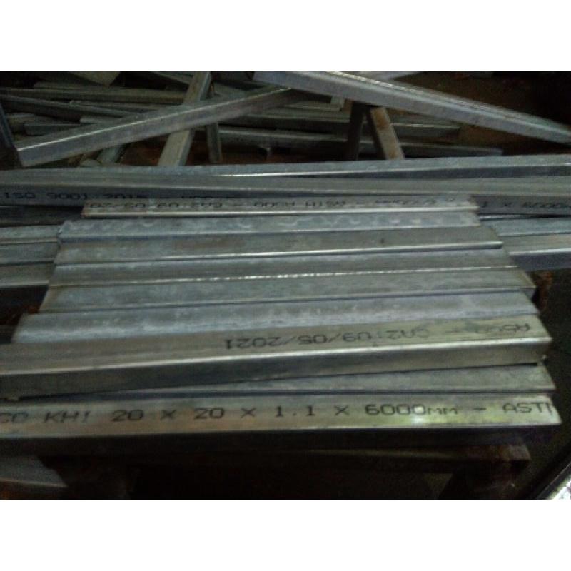 50cm ống thép mạ kẽm vuông 2*2cm