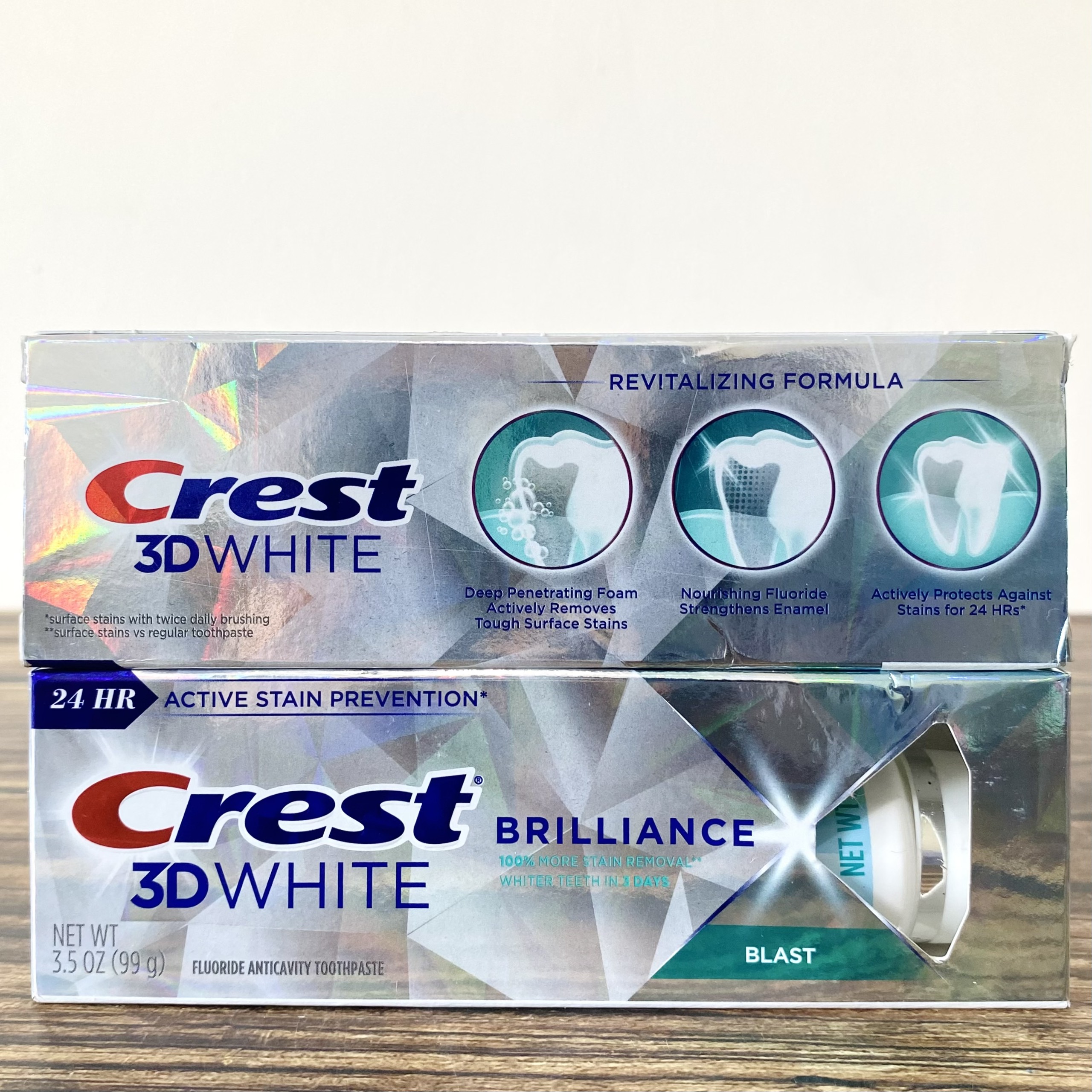 Kem Đánh Răng Crest 3d White Brilliance 99g Nhập Mỹ