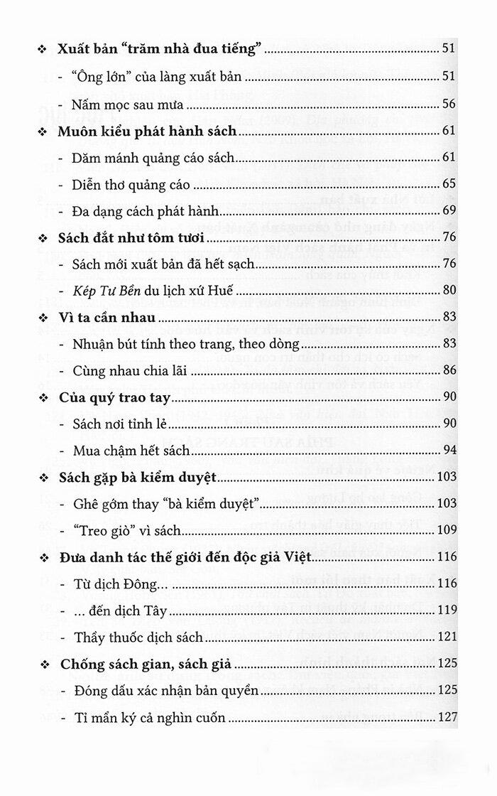 Những Con Chữ Ngoài Trang Sách