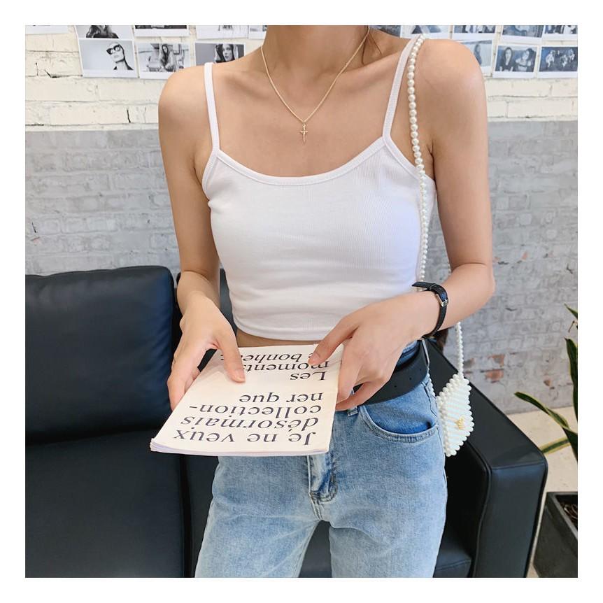 Áo hai dây nữ croptop Madela 100% Cotton, co dãn thoải mái dáng ôm cực thoải mái cho mùa hè, có hai màu đen trắng dễ phối đồ