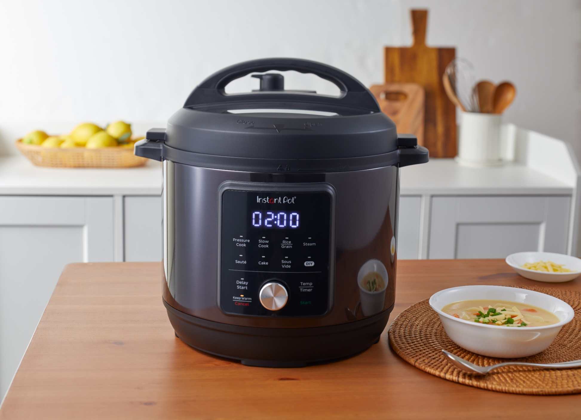 NỒI ÁP SUẤT ĐIỆN ĐA NĂNG INSTANT POT ESSENTIAL 60 Hàng chính hãng