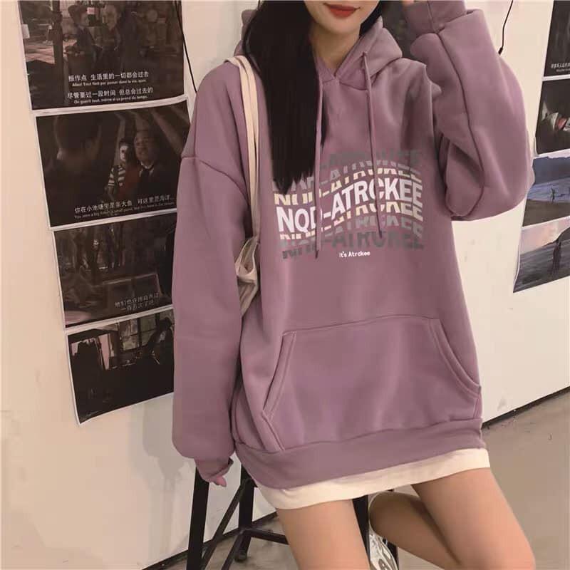 Áo nỉ hoodie chữ lượn sóng