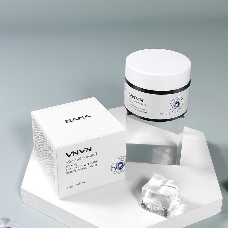 Kem dưỡng ẩm sáng và mềm da VNVN Rejuvenating Cream Thái Lan 50ml