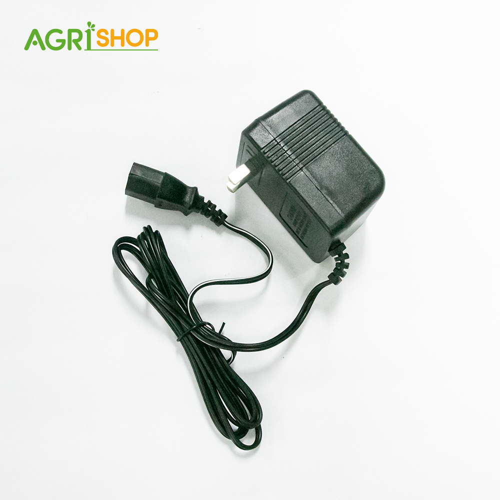 Sạc ắc quy BMC 12V - Jack 3 chân tiêu chuẩn