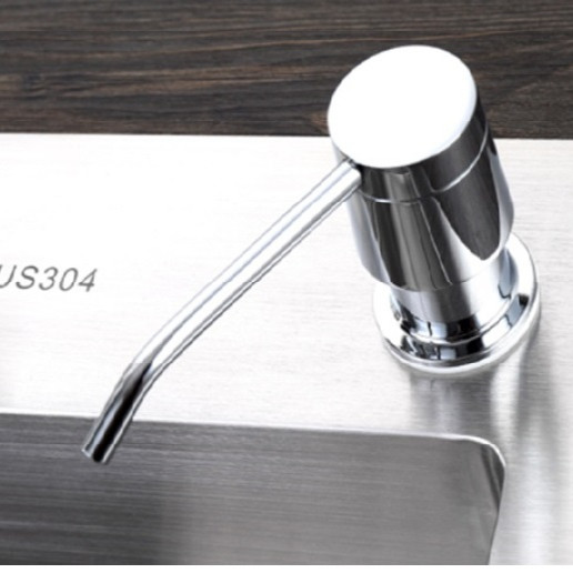 Combo chậu rửa chén bát inox hai hố cân 8245, vòi rửa bát cổ ngỗng nóng lạnh, bộ xả chậu, bình xà phòng, rá inox gác chậu