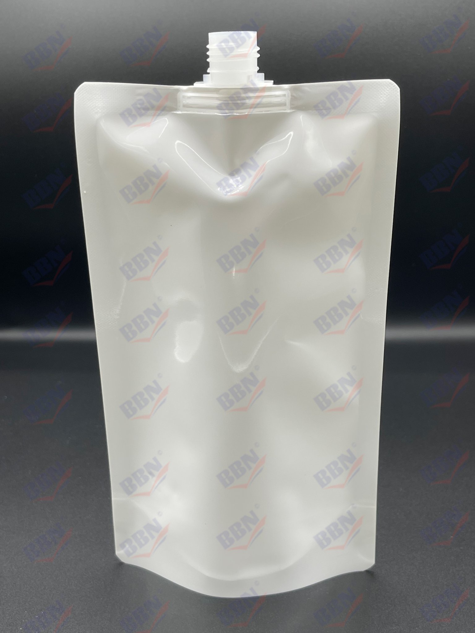 100 túi đáy đứng nắp vặn trắng sữa 500ml 13.5 x 22.5cm