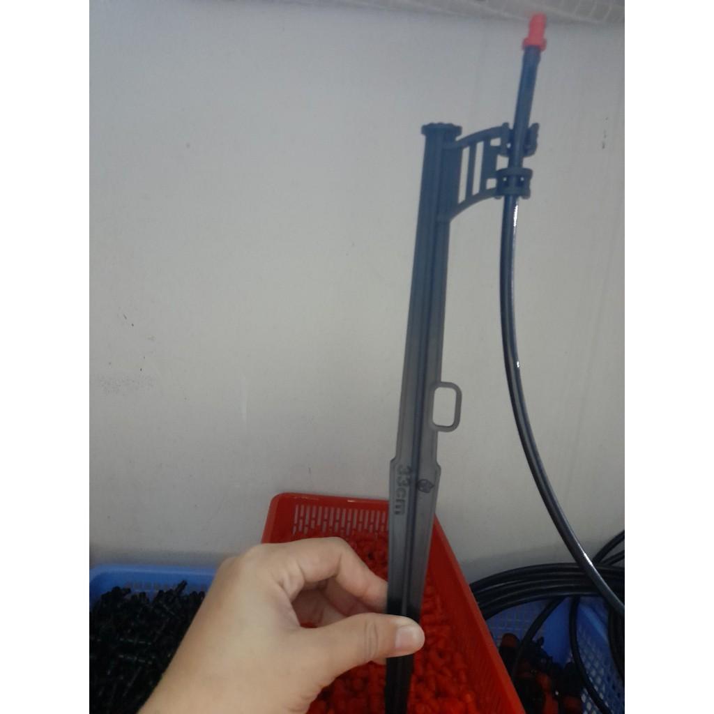 Que cắm giữ đầu phun tưới 33cm