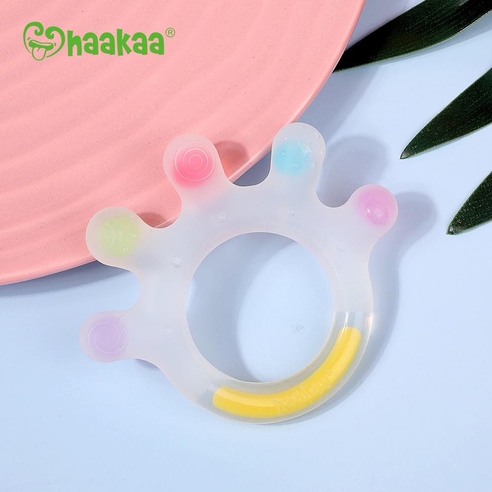 Gặm nướu cho bé hình bàn tay. Chất liệu silicone cao cấp. Không chứa BPA, PVC và phthalate. Giảm đau nướu cho bé