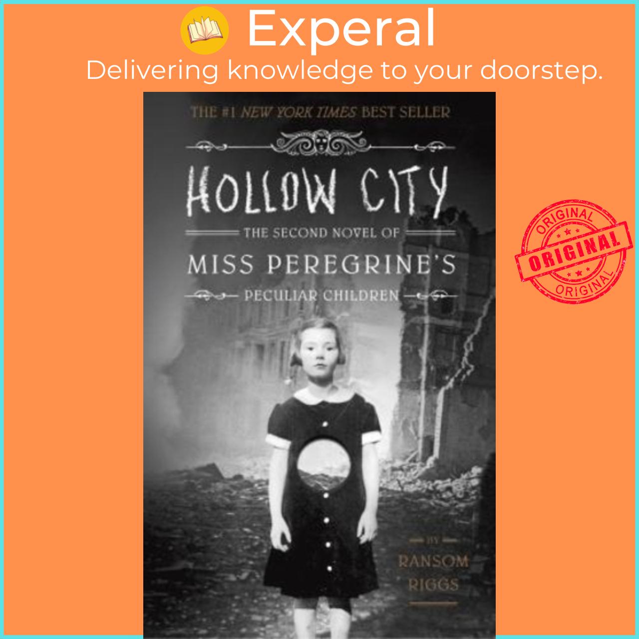 Sách - Hollow City : The Second Novel of Miss Peregrine's Peculiar Children by Ransom Riggs