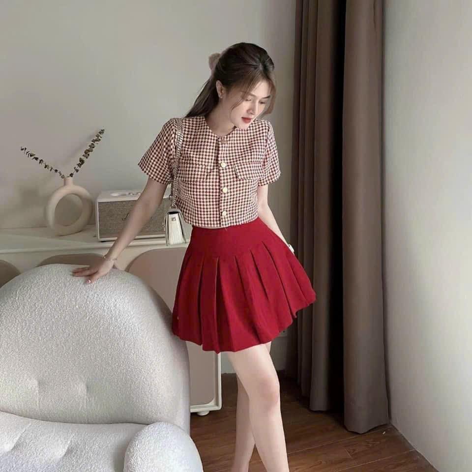 Sét áo bố caro cài nút kèm chân váy xoè xếp ly