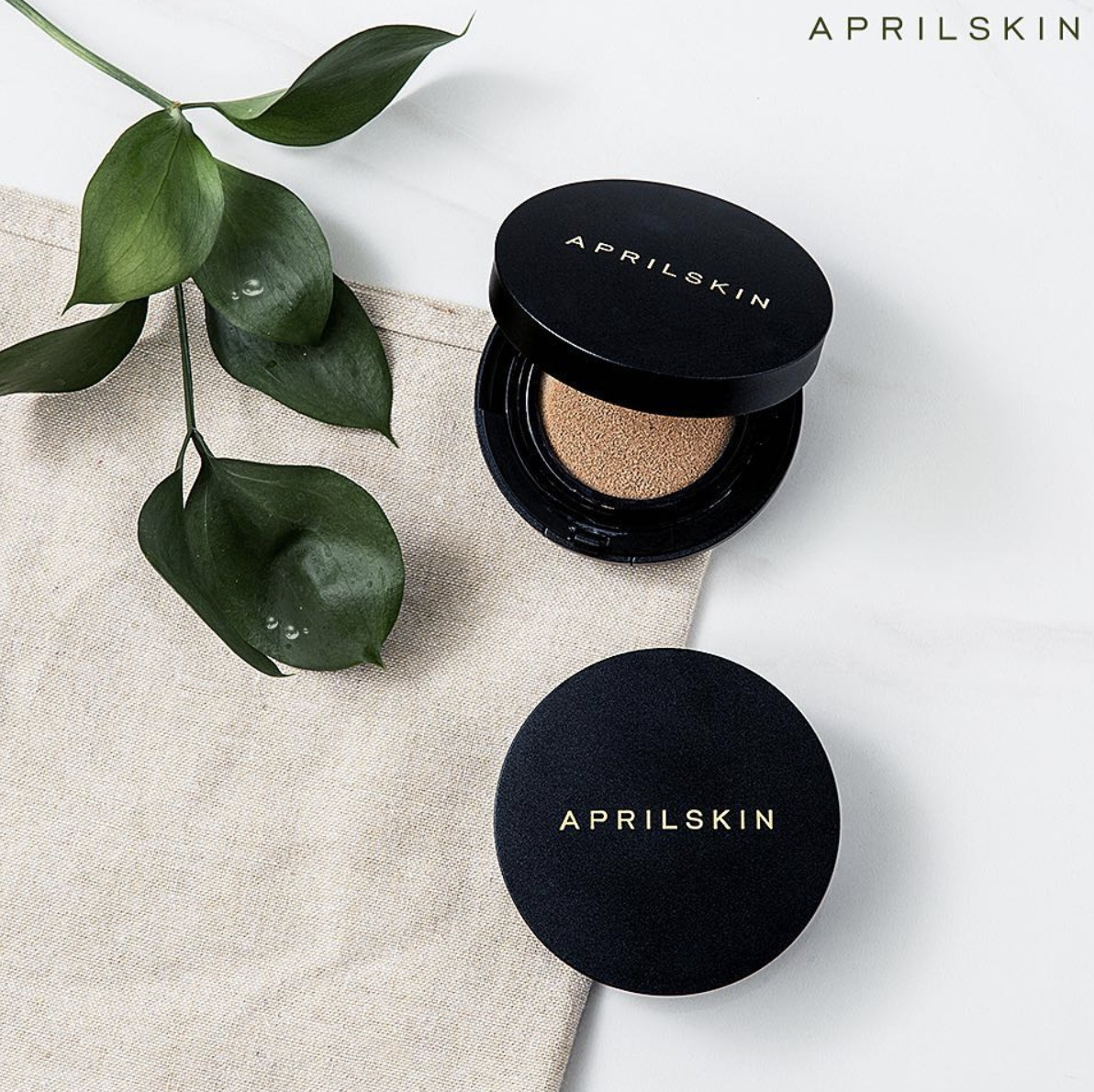 Phấn Nước Che Phủ Tốt, Dưỡng Ẩm Cho Lớp Nền Hoàn Hảo April Skin Magic Snow Cushion SPF50+/PA+++ 15g + Tặng kèm 1 túi lưới rửa mặt tạo bọt