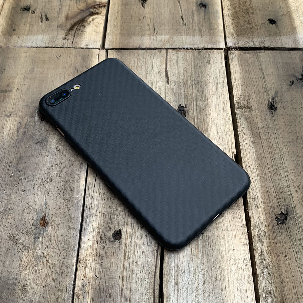 Ốp lưng siêu mỏng, vân carbon dành cho iPhone 7 Plus / iPhone 8 Plus - Màu đen