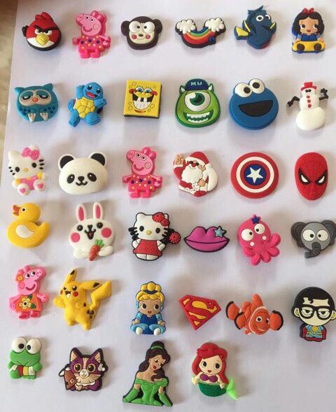 Combo 6 jibbitz sticker dán dép sục ngẫu nhiên