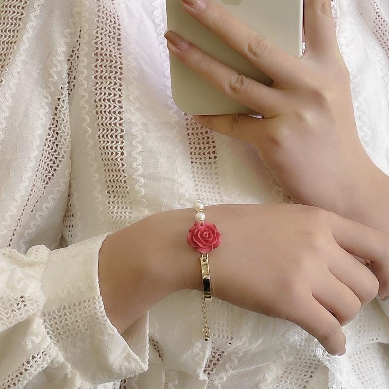 Vòng tay lắc tay nữ hạt ngọc hoa hồng đỏ thiết kế thanh lịch phụ kiện trang sức M194509