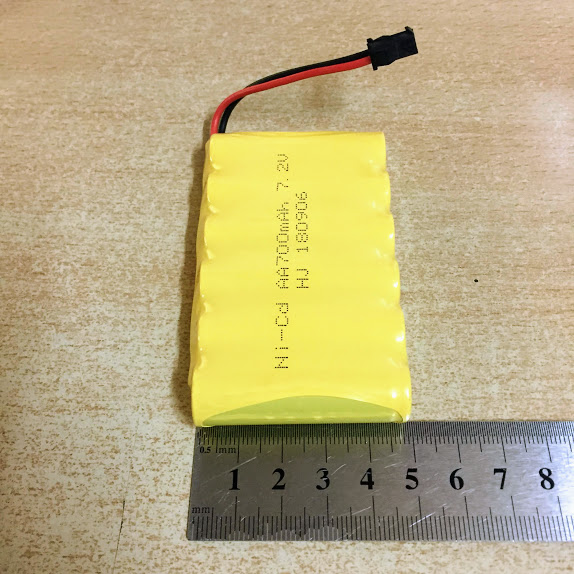 Pin sạc 7.2V dung lượng 700mAh chân cắm SM càng cua đen