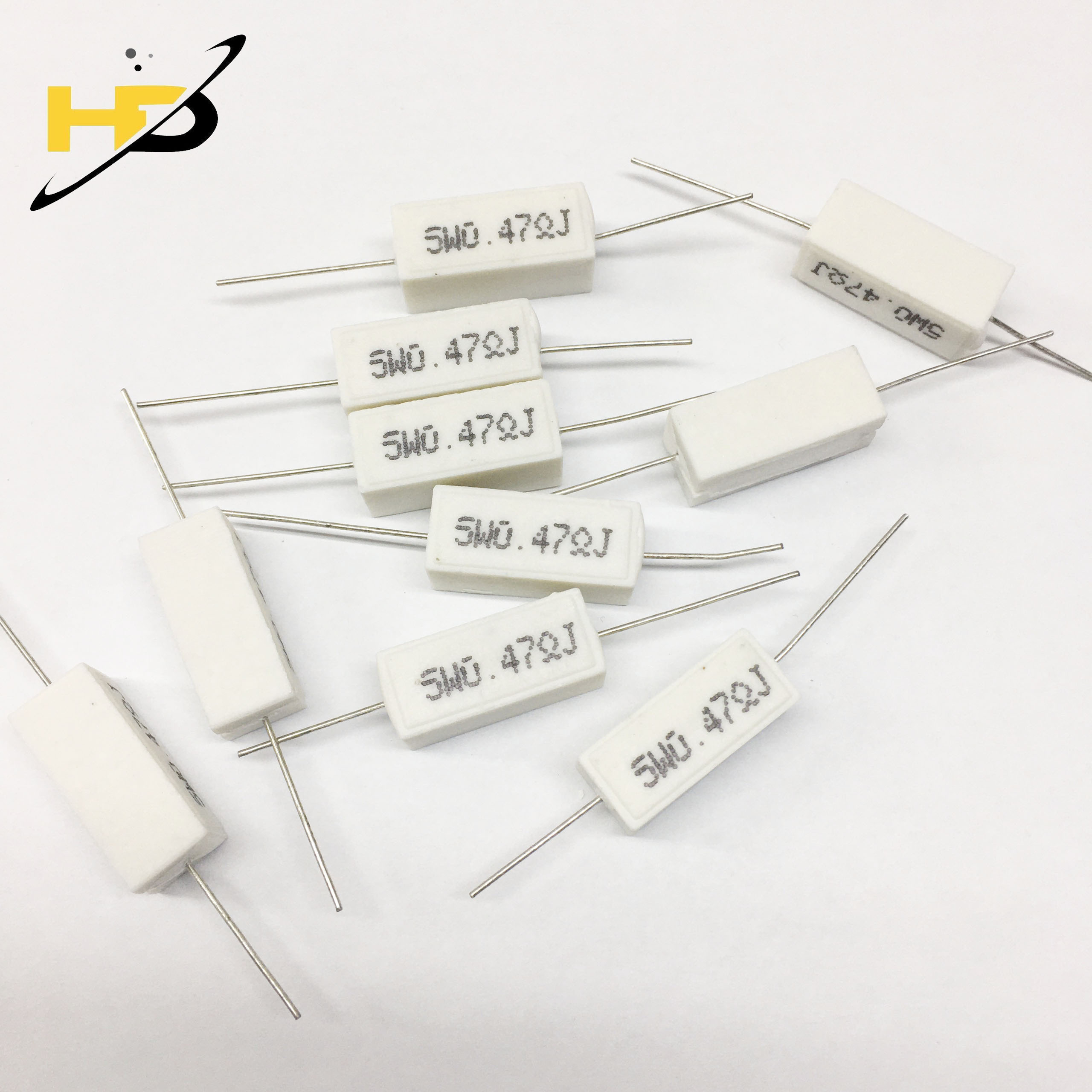 Điện Trở Sứ Dáng Nằm 5W 0.47R Sai Số 5%