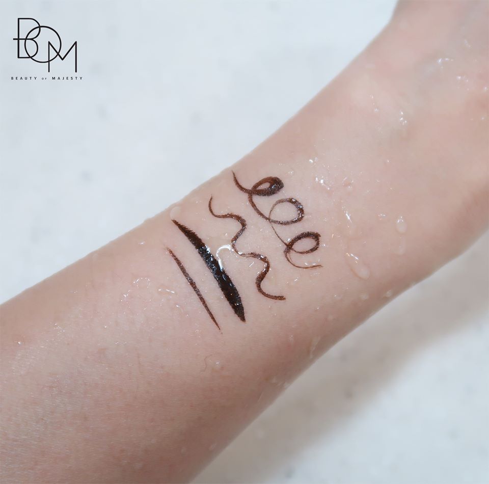 Kẻ Mắt Nước BOM Wonderproof Pen Eye Liner 0.5ml