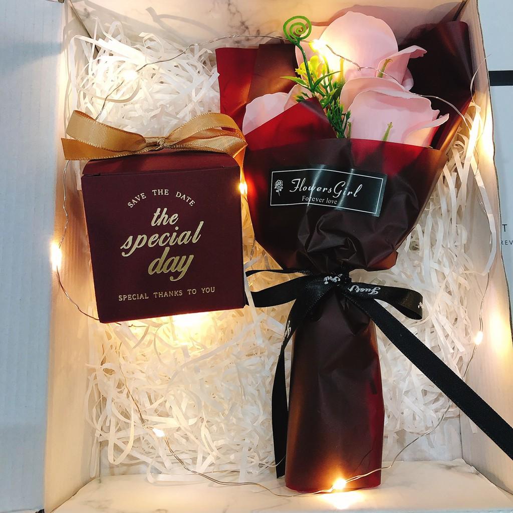 Quà tặng bạn gái, người yêu gồm: hoa sáp cao cấp, socola, thiệp ( tặng dịp valentine 14/2)