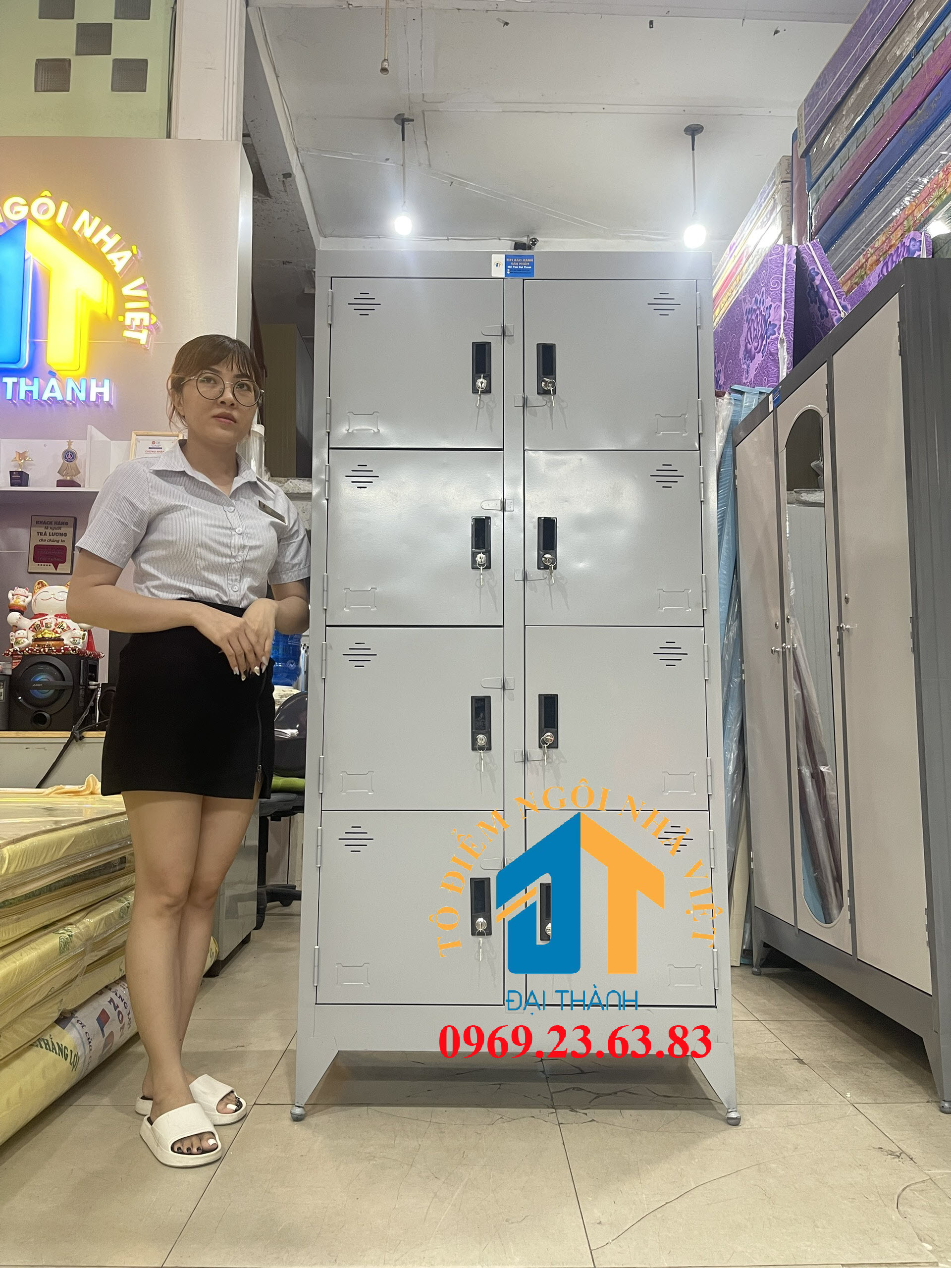 Tủ hồ sơ văn phòng 8 cửa giá cực rẻ Đại Thành