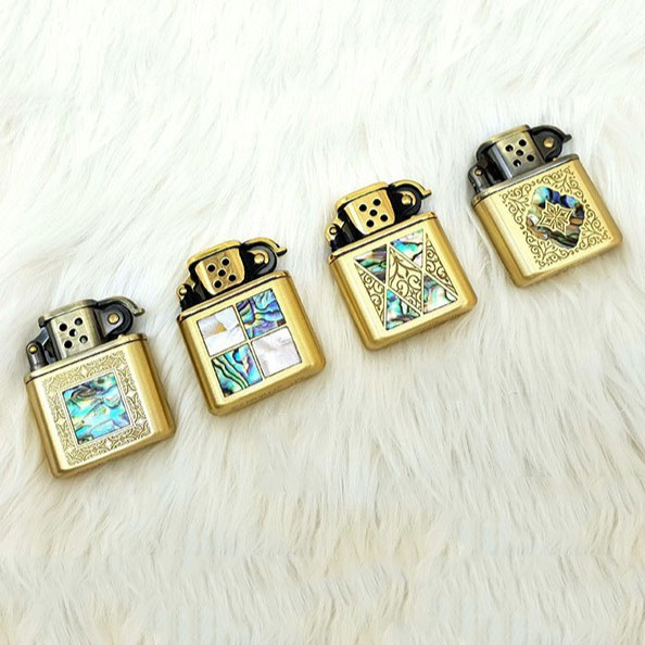 Combo Hộp Quẹt Bật Lửa Xăng Đá Z506-008 Khảm Trai +Tặng Bình Xăng Thơm Chuyên Dụng Cho Bật Lửa