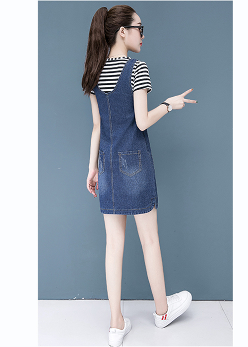 Đầm Yếm Jean Nữ Wash Cào Thêu Logo Thời Trang