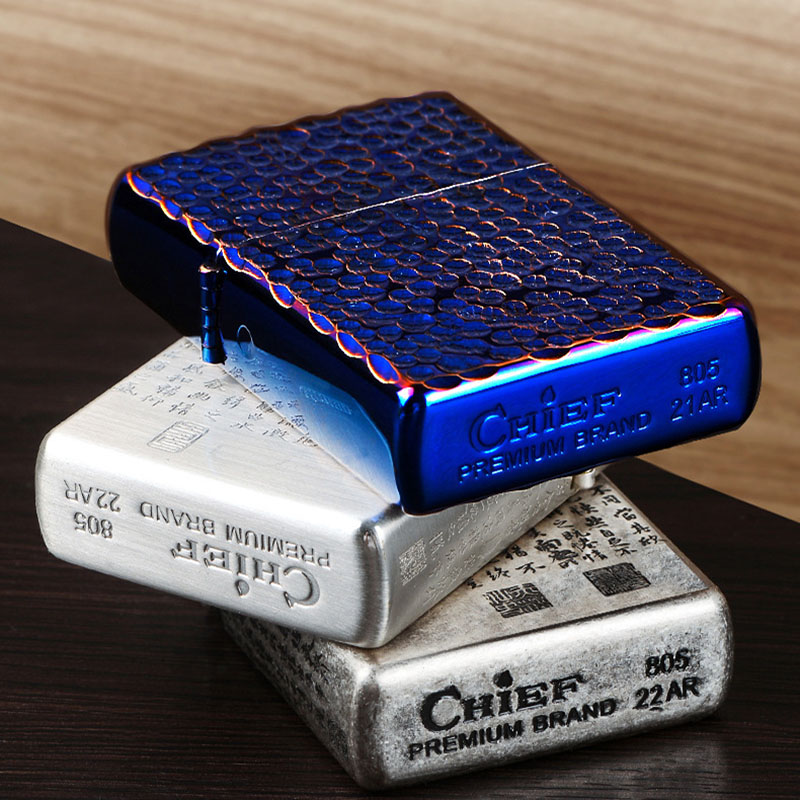 Hột Quẹt Bật Lửa Xăng Đá Chief CF1352L Họa Tiết Dung Nham Núi Lửa Cực Đẹp, Giữ Xăng Kín, Chắn Gió Tốt - Màu Xanh