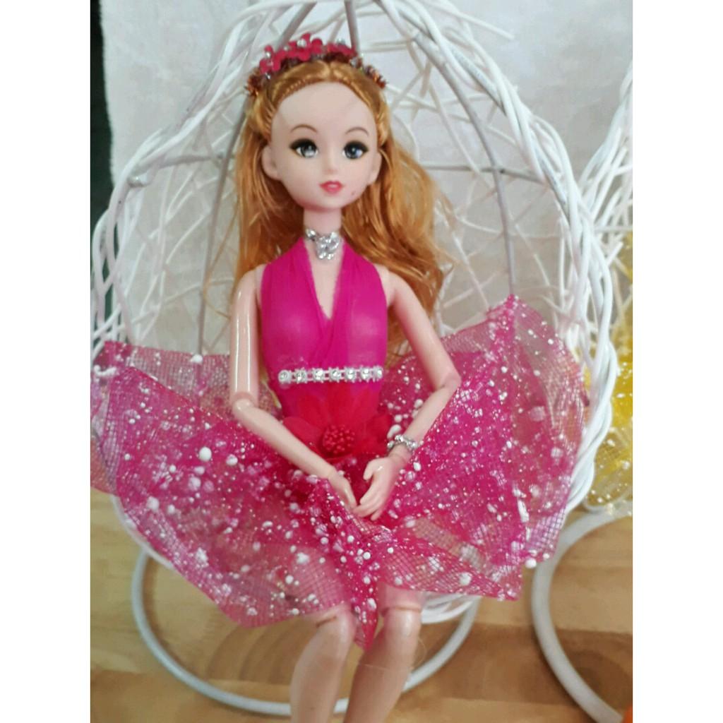 Combo Búp bê có khóp mắt thủy tinh kèm xích đu sắt cao 32 cm - giao màu ngẫu nhiên