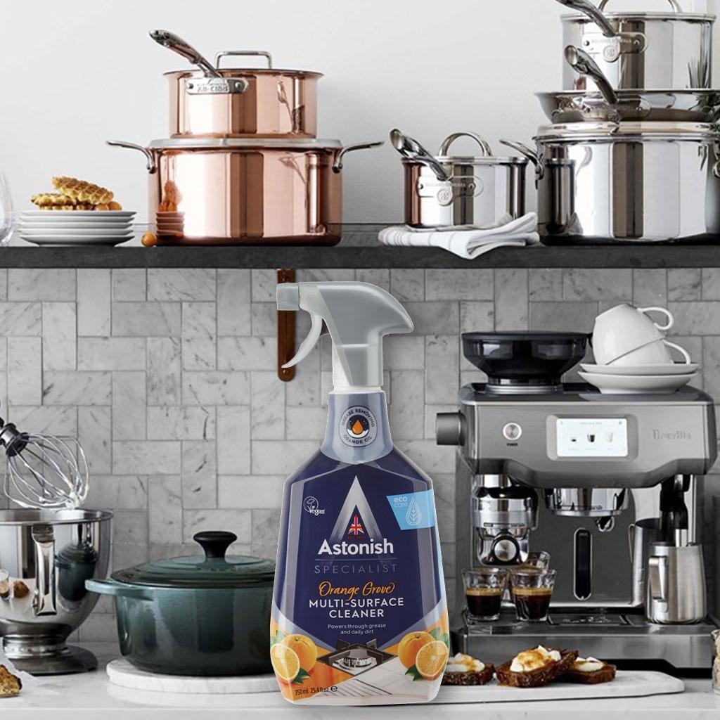 Bình xịt vệ sinh bếp hương cam Astonish từ Anh Quốc C6790 750ml chuyên tẩy dầu mỡ các bề mặt bếp