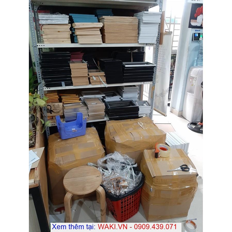 Khung ảnh 13x18cm kích thước lọt lòng 13x18cm, nhiều màu, bao gồm kiếng