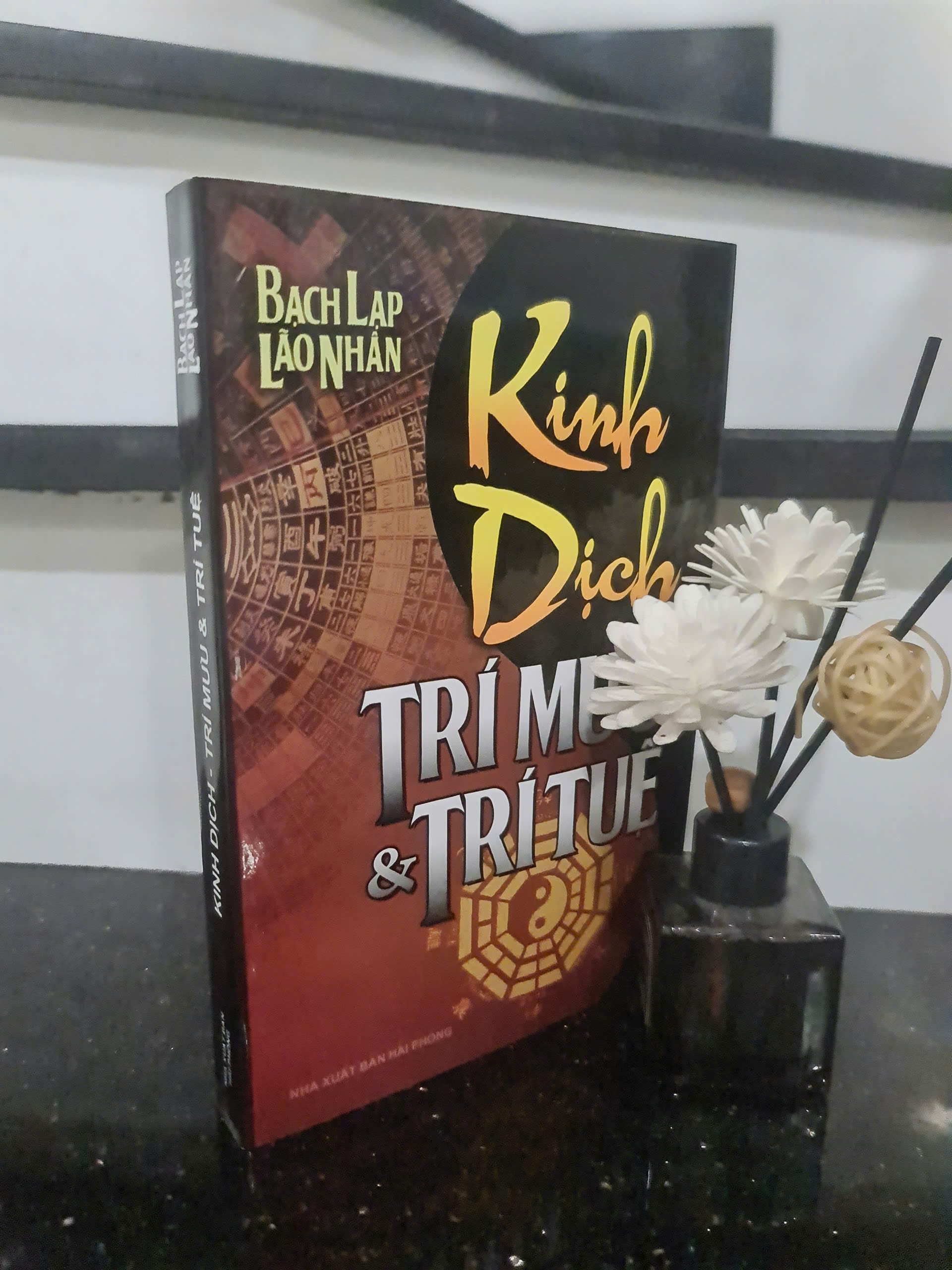 Sách - Kinh Dịch Trí Mưu Và Trí Tuệ