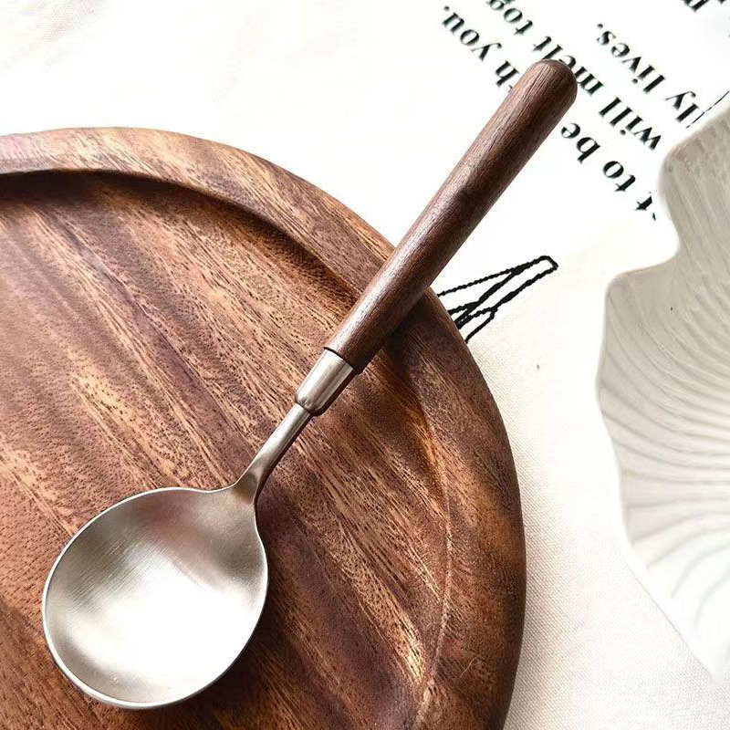 Muỗng thìa chất liệu thép không gỉ cán tròn phù hợp ăn cơm, súp, mì, tráng miệng thiết kế thời trang