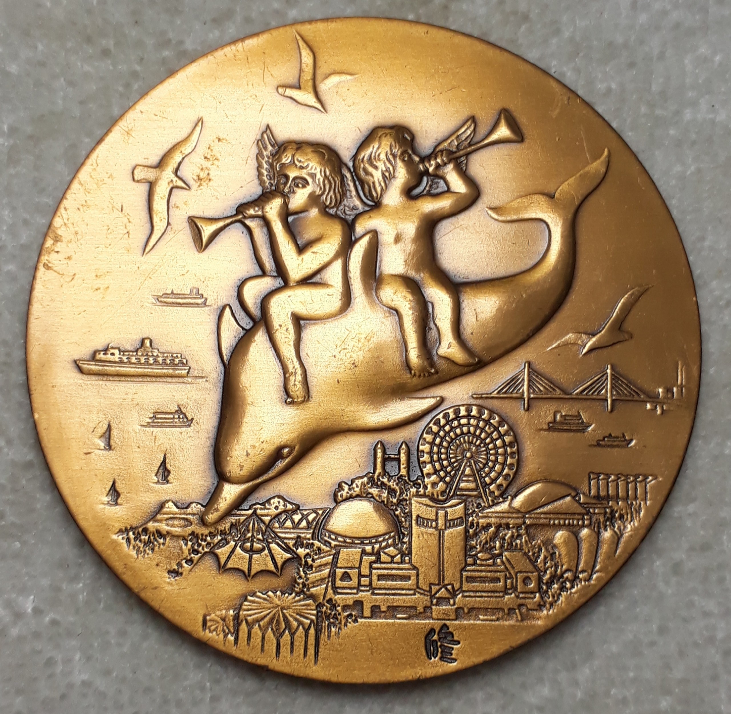 Medal sưu tầm đến từ Nhật Bản
