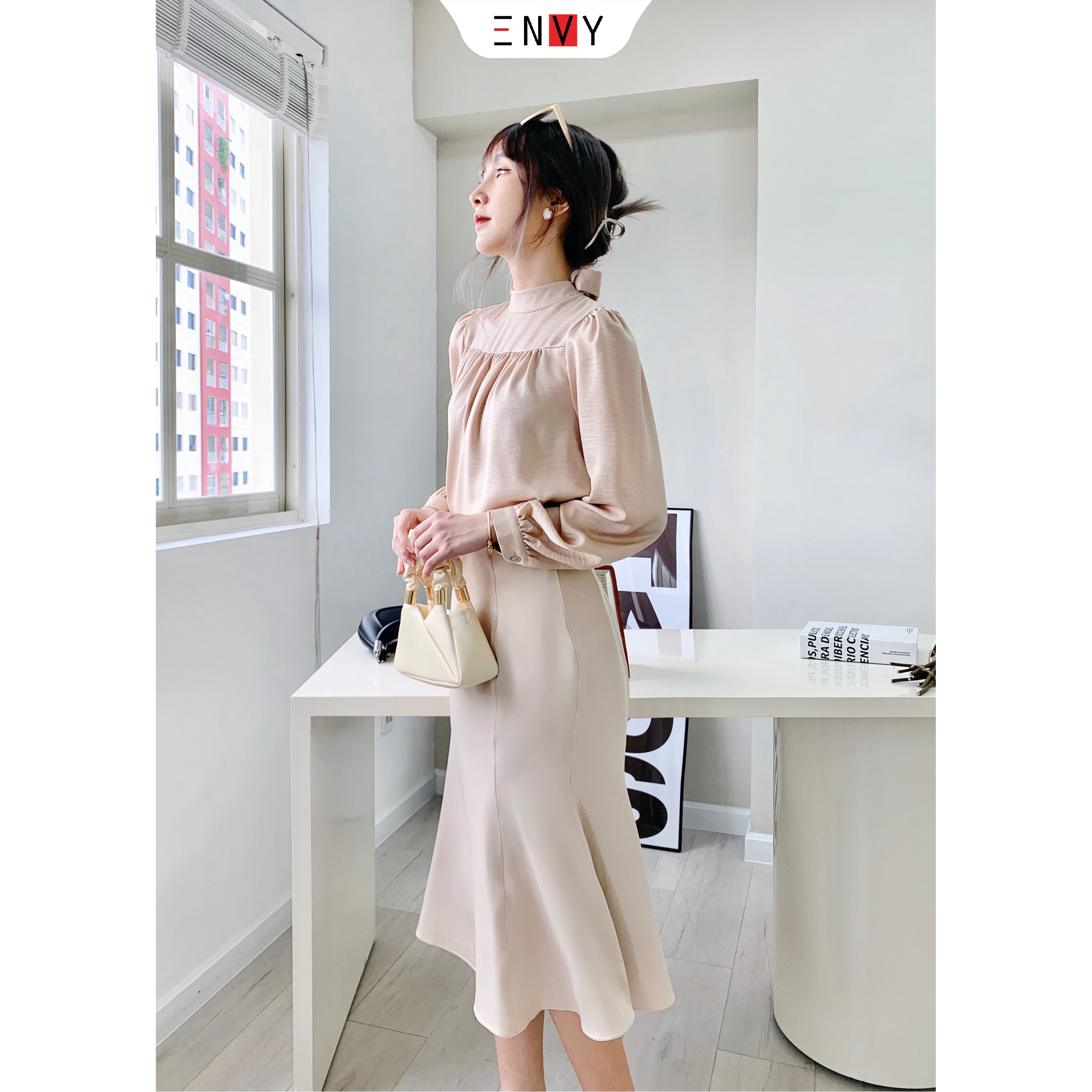 Áo kiểu sơ mi nữ tiểu thư cột nơ sau ENVY A266 thanh lịch