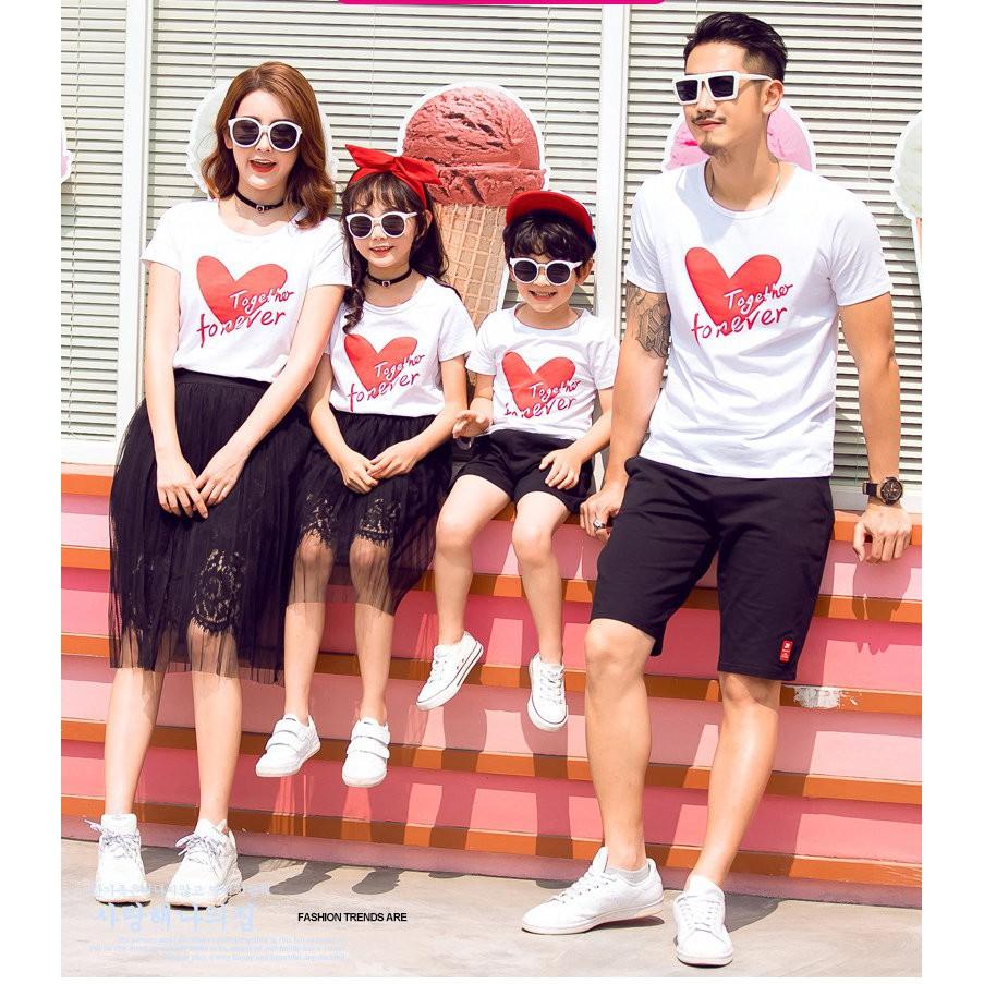 Áo Gia Đình - cổ tròn - TRÁI TIM - màu trắng