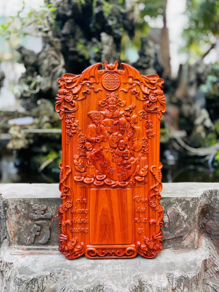 Đốc lịch treo tường khắc phúc lộc thọ bằng gỗ hương đỏ kt 40×70×3cm
