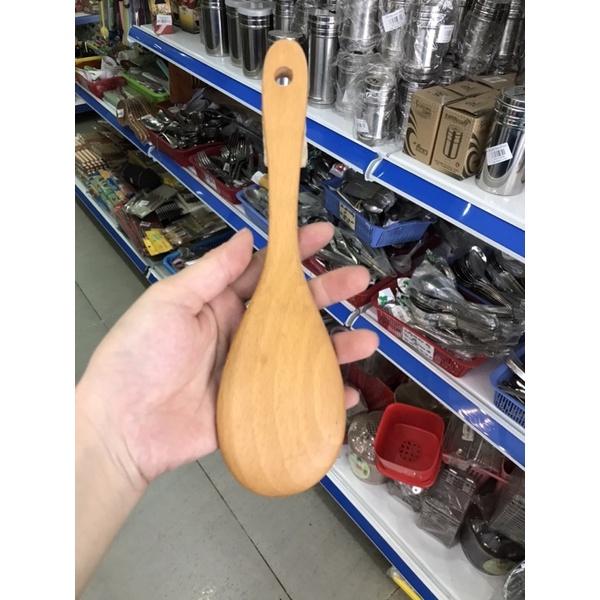 Vá cơm gỗ dài