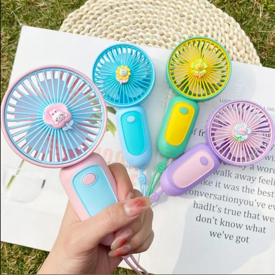 Quạt Cầm Tay MiNi Fan Tặng Dây Đeo , Quạt Tích Điện Siêu Bền, Tiện Lợi