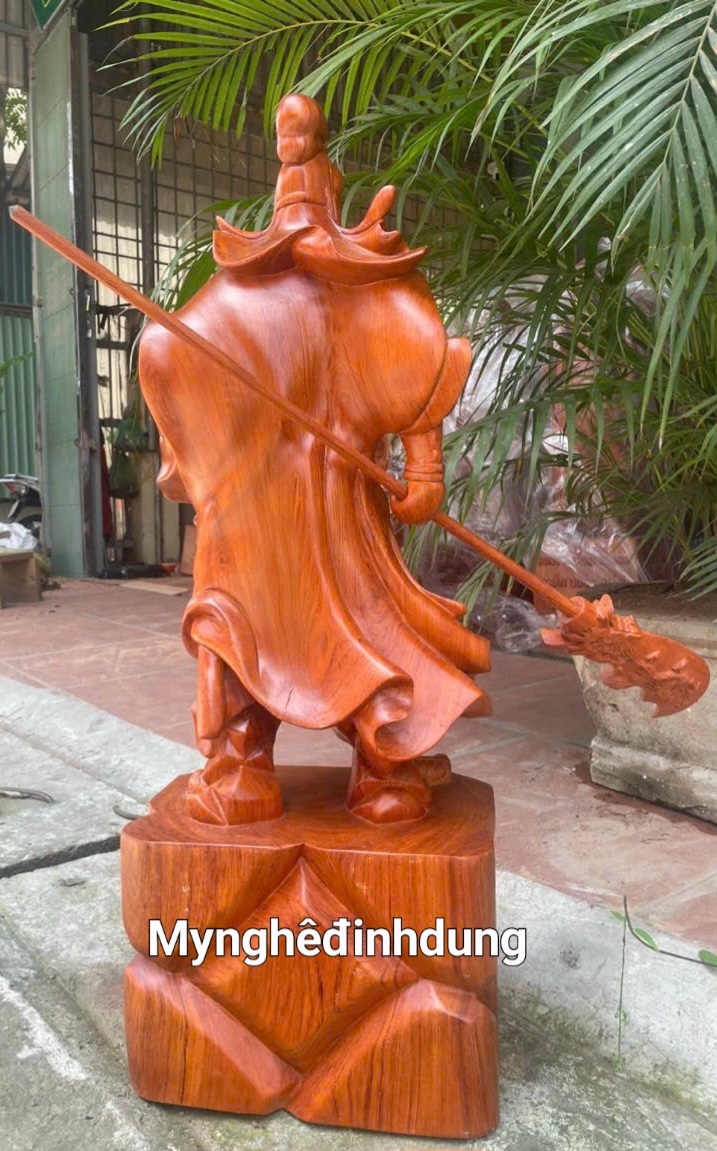 TƯỢNG QUAN CÔNG TRẤN ẢI BẰNG GỖ HƯƠNG ĐÁ KT 80×31×20CM