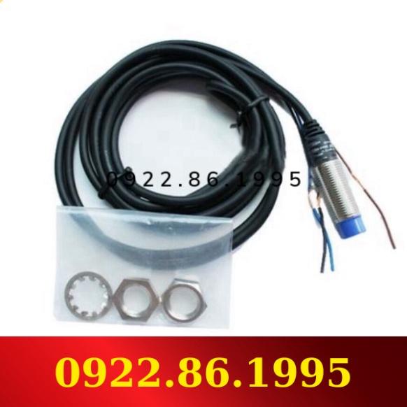 Cảm biến tiệm cận Keyence PRD -8DN mới