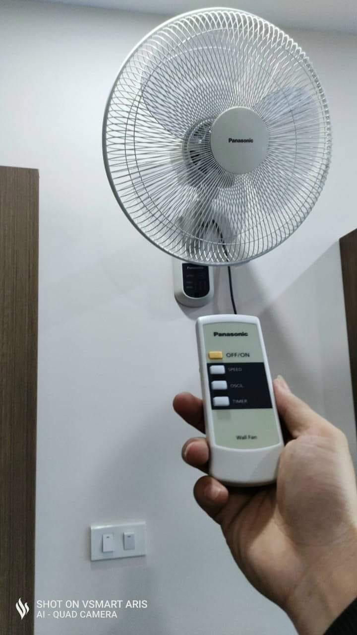 Quạt Treo Tường Panasonic F-409MG/F-409MB - Hàng Chính Hãng